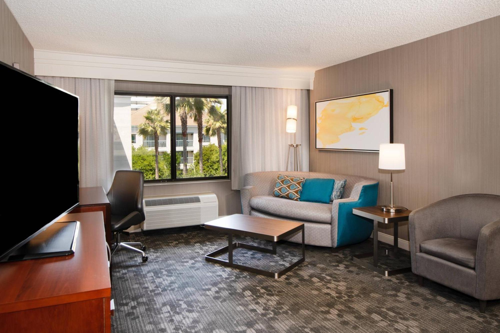 Hotel Courtyard By Marriott Oakland Airport Exteriér fotografie