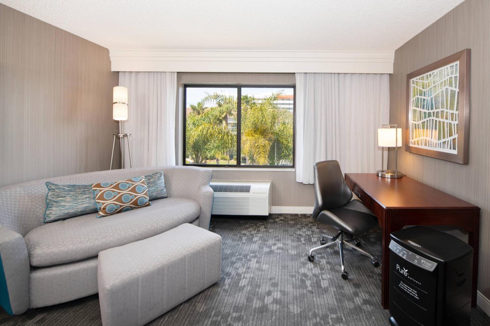 Hotel Courtyard By Marriott Oakland Airport Exteriér fotografie